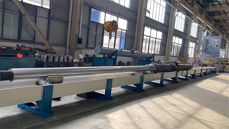 超大型啟閉機油缸專用裝缸機