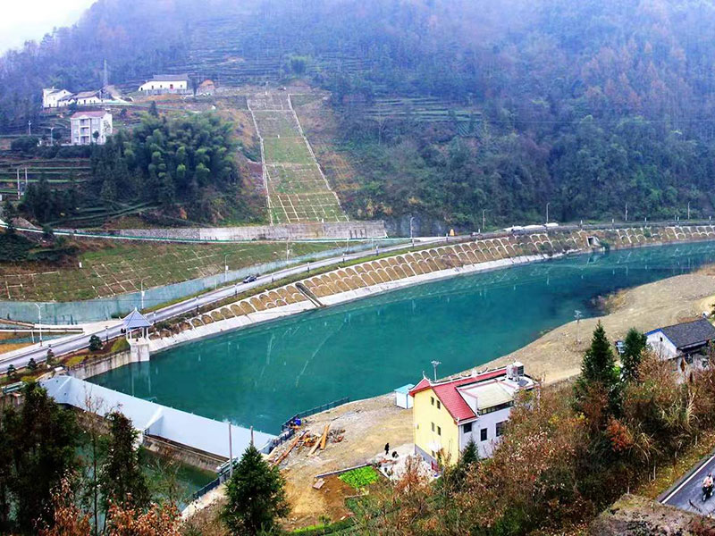 湖北宜昌漁洋五峰雙向旋轉壩